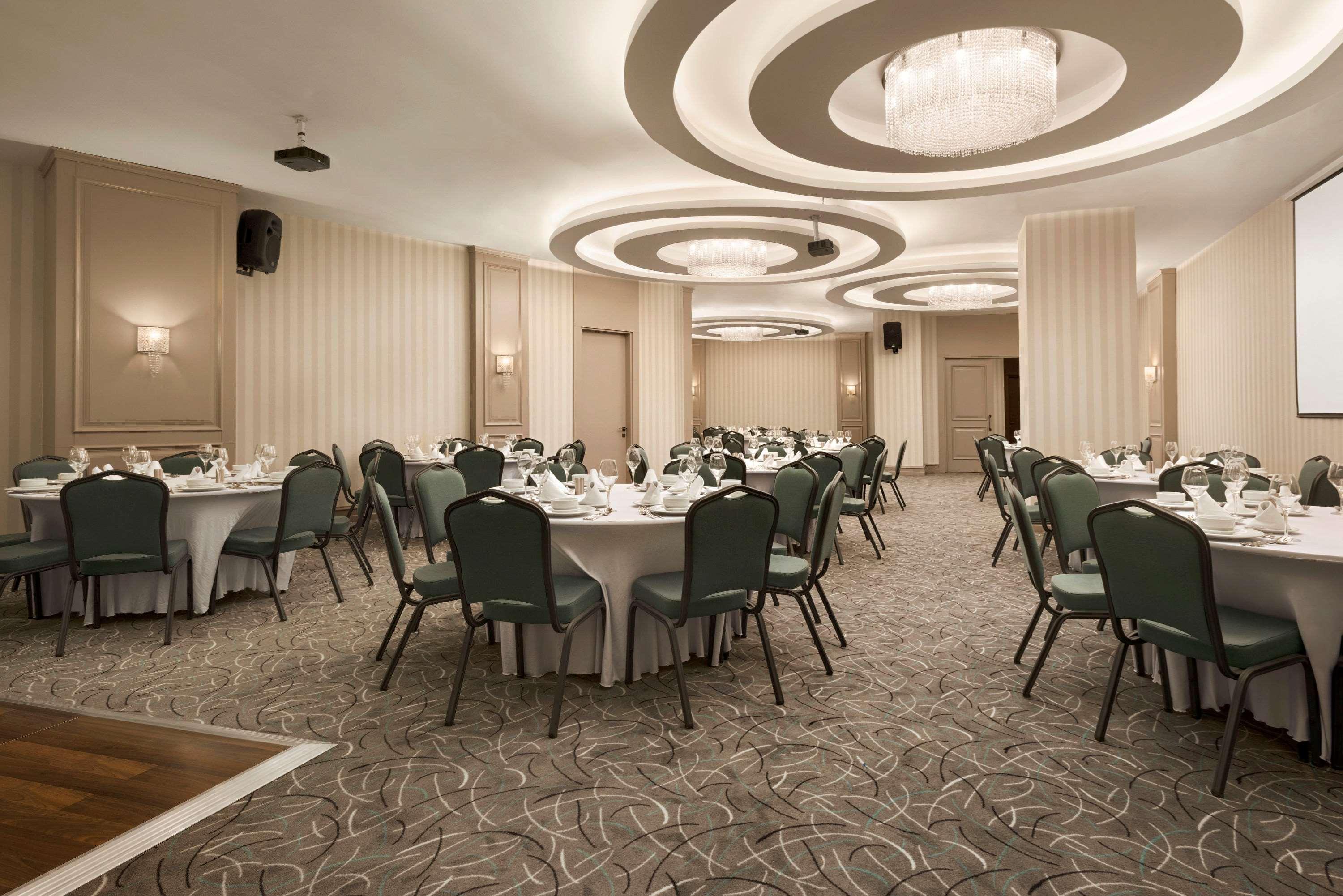 Ramada By Wyndham Nilufer Bursa Hotel Eksteriør billede